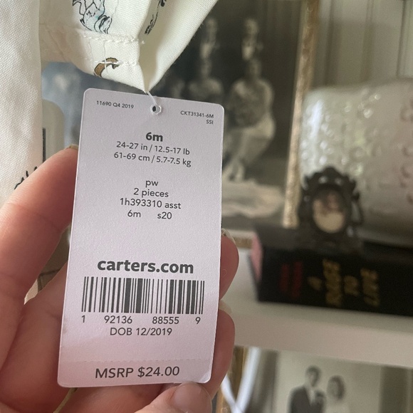 CARTER'S BABY BOY DINO DESIGN 2 PC SHORT SET SIZE 6 MONTHS NWT "FLAW" - Picture 4 of 8